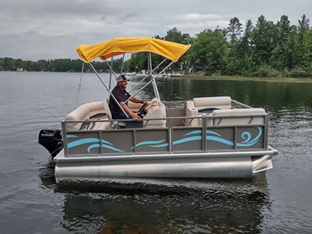 APM-14 Pontoon Boat