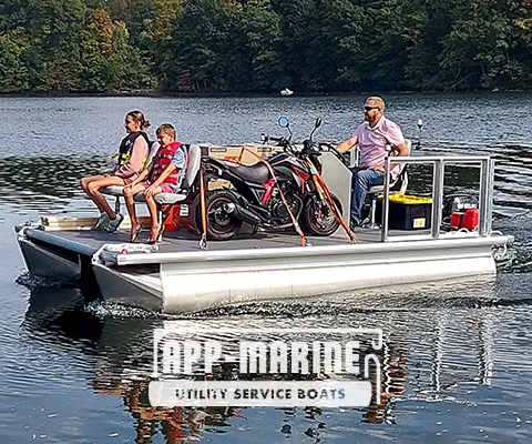 UTL-14&trade; Pontoon Boat