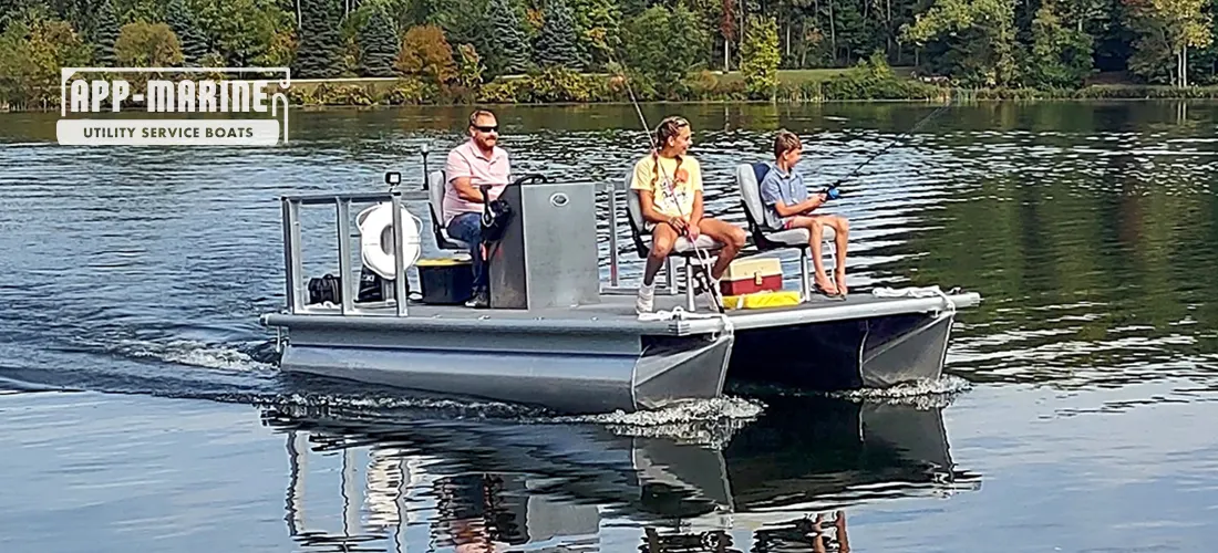 UTL-14&trade; Pontoon Boat